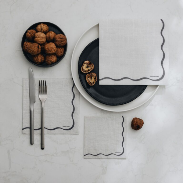 Manor Road Linen Scallop Black & White Napkin Luncheon 20 Pack
